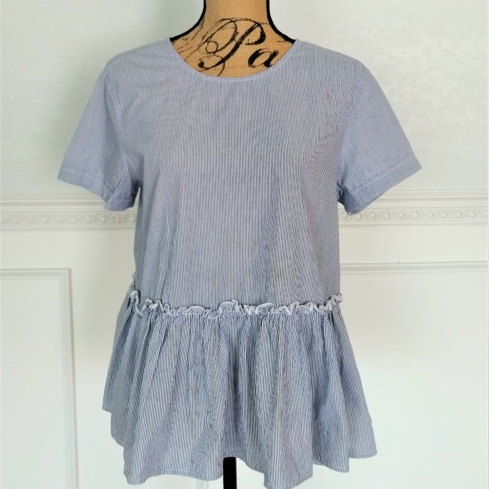 6Ixty8ight Blue Stripe Back Tie Top Ruffle M